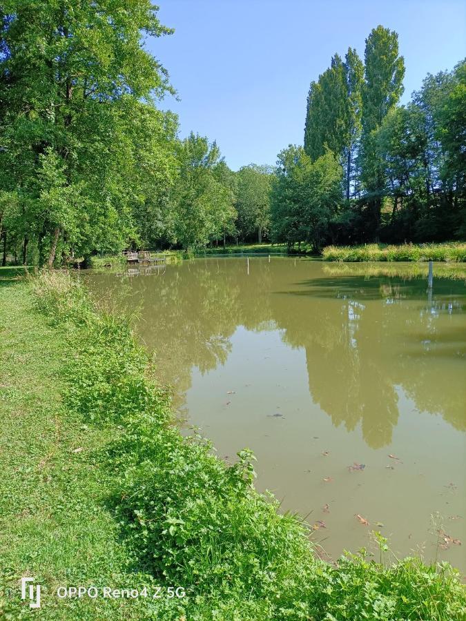 Gite Insolite Le Pressoir En Touraine Vallieres-les-Grandes ภายนอก รูปภาพ